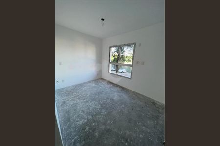 Apartamento à venda com 106m², 2 quartos e 1 vaga