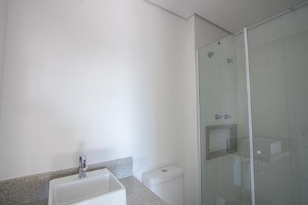 Apartamento à venda com 93m², 3 quartos e 2 vagasBanheiro social