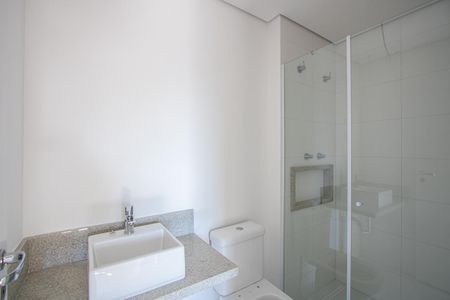 Apartamento à venda com 93m², 3 quartos e 2 vagasBanheiro social