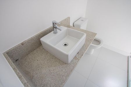 Apartamento à venda com 93m², 3 quartos e 2 vagasBanheiro do Suíte - 1