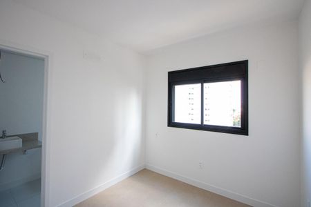 Apartamento à venda com 93m², 3 quartos e 2 vagasSuíte - 2