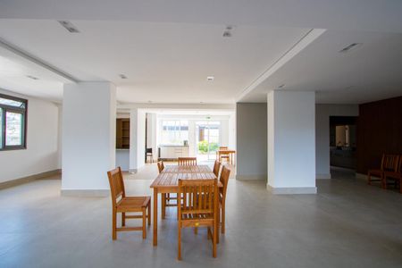 Apartamento para alugar com 68m², 2 quartos e 2 vagasÁrea comum - Salão de festas