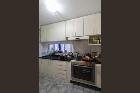 Casa à venda com 150m², 4 quartos e 2 vagas Casa à venda com 150m², 4 quartos e 2 vagasCozinha