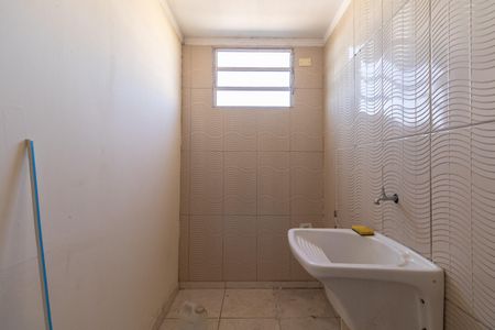 Casa à venda com 150m², 4 quartos e 2 vagas Casa à venda com 150m², 4 quartos e 2 vagasCasa 2 - Área de Serviço