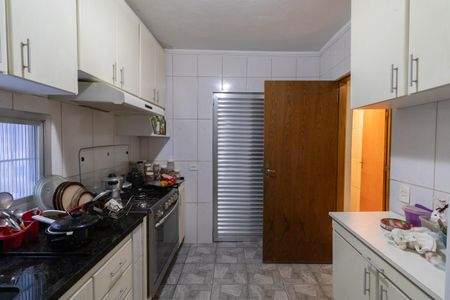 Casa à venda com 150m², 4 quartos e 2 vagas Casa à venda com 150m², 4 quartos e 2 vagasCozinha