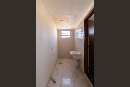 Casa à venda com 150m², 4 quartos e 2 vagas Casa à venda com 150m², 4 quartos e 2 vagasCasa 2 - Área de Serviço