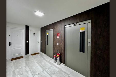 Apartamento à venda com 69m², 3 quartos e 1 vagaHall Apartamento