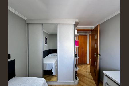 Apartamento à venda com 69m², 3 quartos e 1 vagaQuarto 2