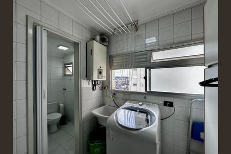 Apartamento à venda com 69m², 3 quartos e 1 vagaÁrea de Serviço