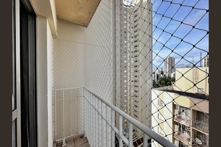Apartamento à venda com 69m², 3 quartos e 1 vagaSacada