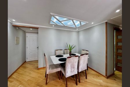 Apartamento à venda com 69m², 3 quartos e 1 vagaSala