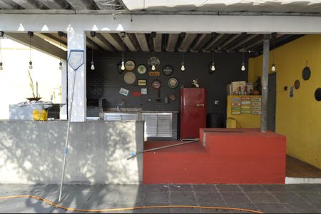 Casa à venda com 260m², 4 quartos e 6 vagasÁrea comum