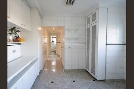 Apartamento à venda com 378m², 4 quartos e 5 vagasCozinha