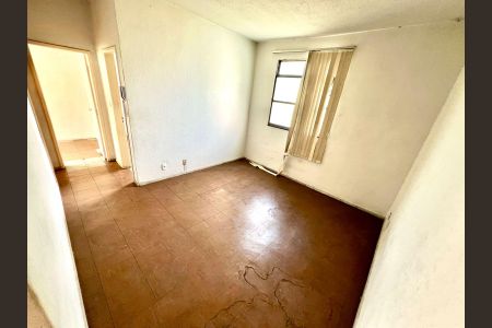 Apartamento à venda com 80m², 2 quartos e 1 vaga Apartamento à venda com 80m², 2 quartos e 1 vagaSala