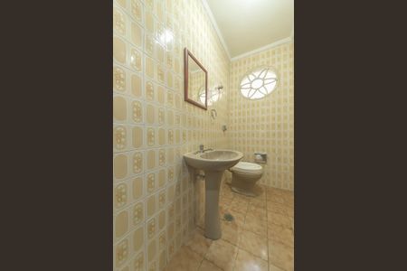 Casa à venda com 144m², 3 quartos e 2 vagasLavabo