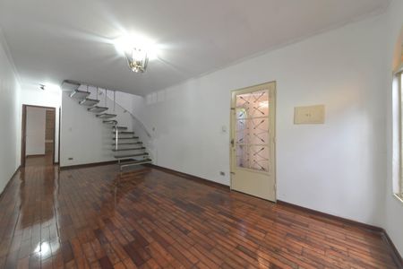 Casa à venda com 144m², 3 quartos e 2 vagasSala