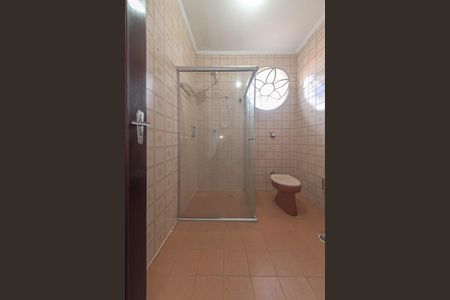 Casa à venda com 144m², 3 quartos e 2 vagasBanheiro