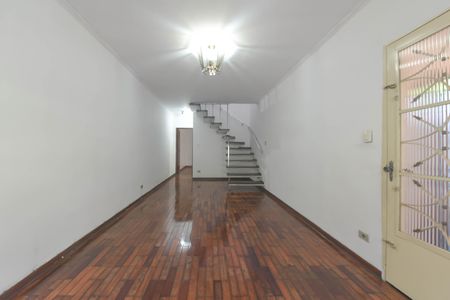 Casa à venda com 144m², 3 quartos e 2 vagasSala