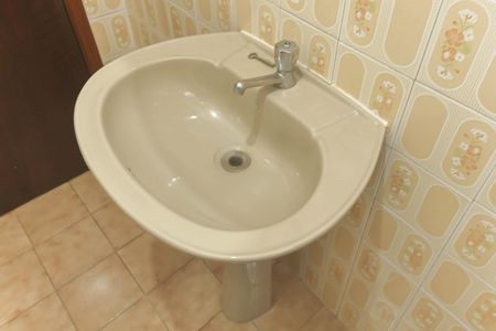 Casa à venda com 144m², 3 quartos e 2 vagasLavabo