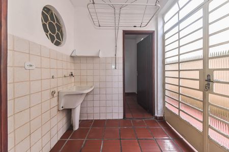 Casa à venda com 144m², 3 quartos e 2 vagasÁrea de Serviço