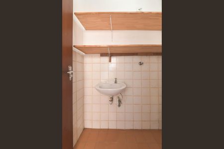 Casa à venda com 144m², 3 quartos e 2 vagasBanheiro de Serviço