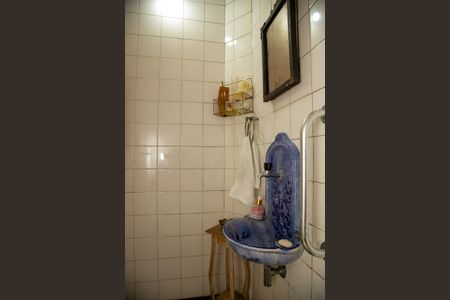 Casa à venda com 167m², 4 quartos e 3 vagas Casa à venda com 167m², 4 quartos e 3 vagasBanheiro 4