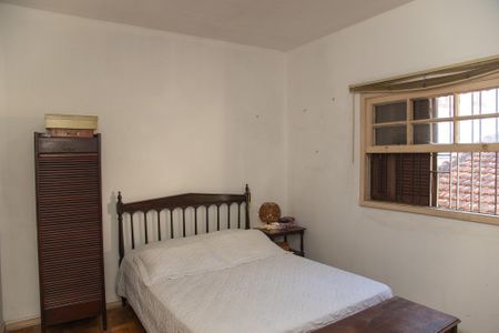 Casa à venda com 167m², 4 quartos e 3 vagas Casa à venda com 167m², 4 quartos e 3 vagasQuarto 3