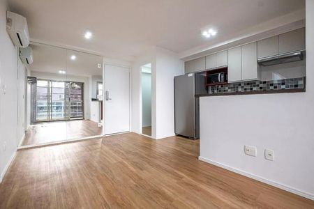 Apartamento à venda com 44m², 1 quarto e 1 vagaFoto 01