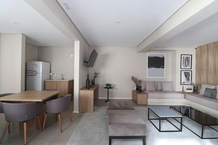 Apartamento para alugar com 26m², 1 quarto e sem vagaÁrea comum - Salão de festas