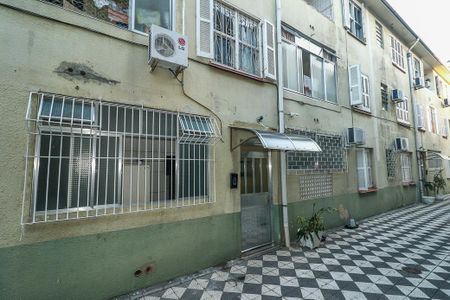 Apartamento para alugar com 62m², 2 quartos e sem vagaFachada