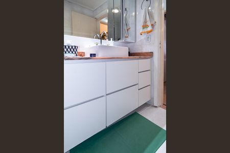 Apartamento à venda com 100m², 3 quartos e sem vagaBanheiro Social