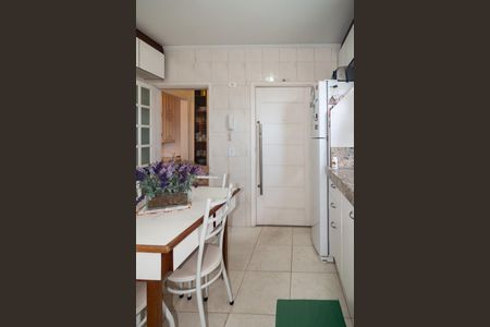 Apartamento à venda com 100m², 3 quartos e sem vagaCozinha