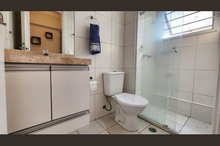 Apartamento para alugar com 67m², 2 quartos e 2 vagas Apartamento para alugar com 67m², 2 quartos e 2 vagasBanheiro da Suíte