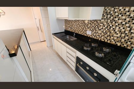 Apartamento para alugar com 67m², 2 quartos e 2 vagas Apartamento para alugar com 67m², 2 quartos e 2 vagasCozinha
