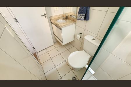 Apartamento para alugar com 67m², 2 quartos e 2 vagas Apartamento para alugar com 67m², 2 quartos e 2 vagasBanheiro da Suíte