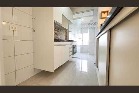 Apartamento para alugar com 67m², 2 quartos e 2 vagas Apartamento para alugar com 67m², 2 quartos e 2 vagasCozinha