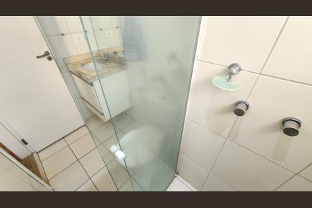 Apartamento para alugar com 67m², 2 quartos e 2 vagas Apartamento para alugar com 67m², 2 quartos e 2 vagasBanheiro da Suíte