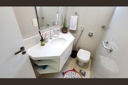 Apartamento para alugar com 163m², 3 quartos e 1 vagaBanheiro