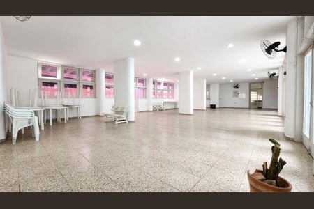 Apartamento para alugar com 163m², 3 quartos e 1 vagaÁrea comum - Salão de festas