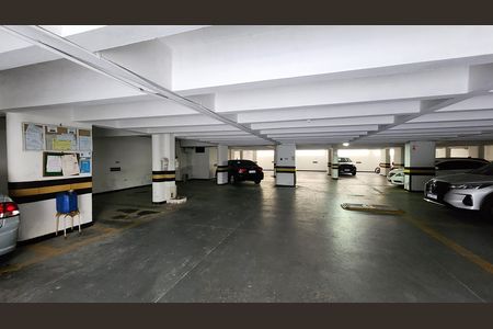 Apartamento para alugar com 163m², 3 quartos e 1 vagaGaragem