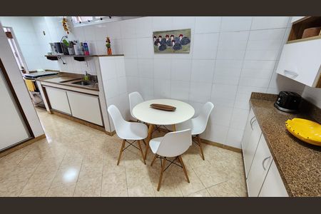 Apartamento para alugar com 163m², 3 quartos e 1 vagaCozinha