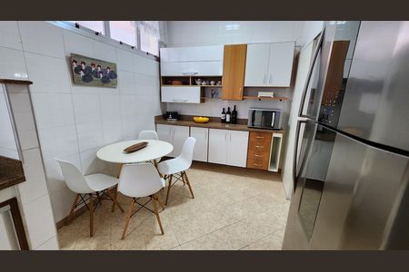 Apartamento para alugar com 163m², 3 quartos e 1 vagaCozinha