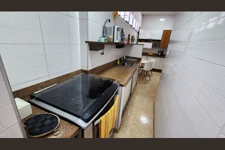 Apartamento para alugar com 163m², 3 quartos e 1 vagaCozinha