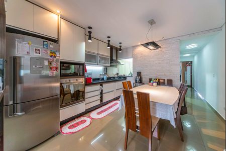 Apartamento à venda com 148m², 2 quartos e 2 vagasCozinha