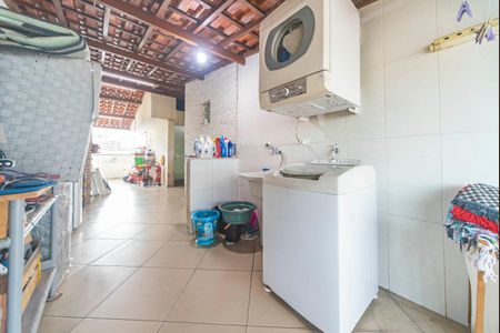 Apartamento à venda com 148m², 2 quartos e 2 vagasÁrea de Serviço