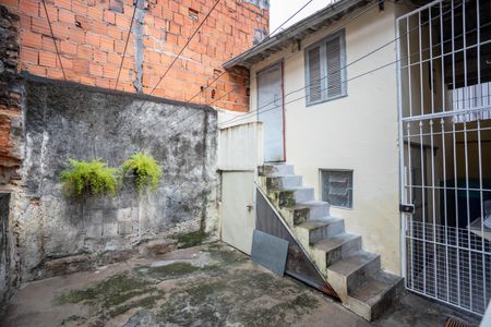 Casa à venda com 72m², 2 quartos e 2 vagas Casa à venda com 72m², 2 quartos e 2 vagasQuintal