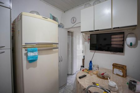 Casa à venda com 72m², 2 quartos e 2 vagas Casa à venda com 72m², 2 quartos e 2 vagasCozinha