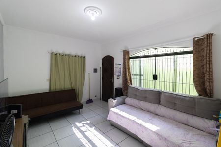 Casa à venda com 125m², 2 quartos e 2 vagas Casa à venda com 125m², 2 quartos e 2 vagasSala