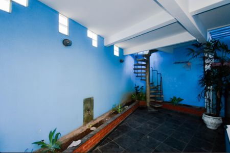 Casa à venda com 240m², 3 quartos e 3 vagasQuintal 