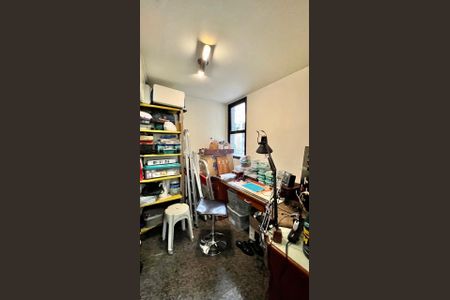 Apartamento à venda com 240m², 4 quartos e 3 vagasQuarto de Serviço